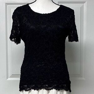 NWOT California Style Black lace Short Sleeved top in Size Medium